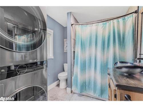 130 Crawford Road, Kawartha Lakes, ON - Indoor Photo Showing Bathroom