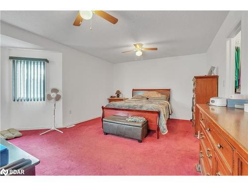 1 Farmstead Crescent, Barrie, ON - Indoor Photo Showing Bedroom