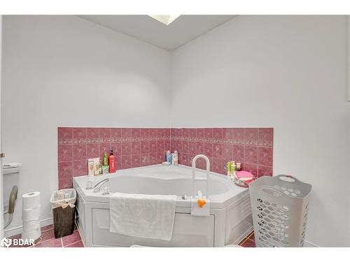 1 Farmstead Crescent, Barrie, ON - Indoor Photo Showing Bathroom