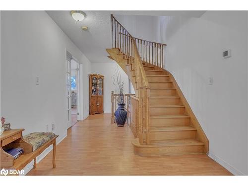 1 Farmstead Crescent, Barrie, ON - Indoor Photo Showing Other Room