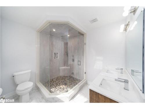 141 Benson Drive, Barrie, ON - Indoor Photo Showing Bathroom