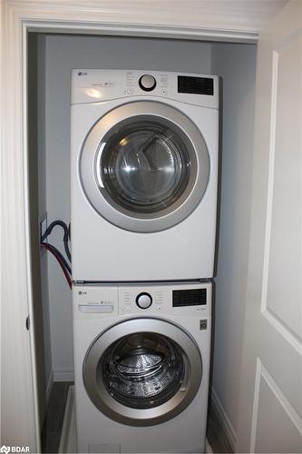 13-22 Marshall Drive Drive, Guelph, ON - Indoor Photo Showing Laundry Room