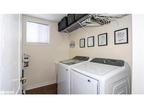 5 Regina Road, Barrie, ON - Indoor Photo Showing Laundry Room