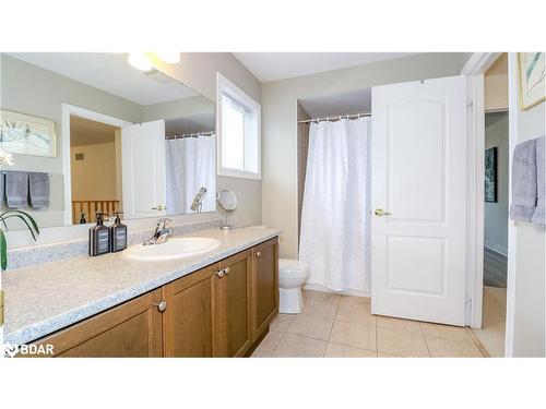 5 Regina Road, Barrie, ON - Indoor Photo Showing Bathroom