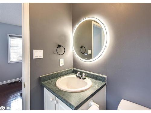 1913 Emerald Court, Innisfil, ON - Indoor Photo Showing Bathroom