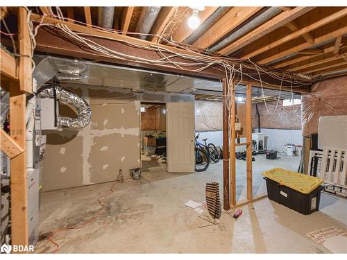 1913 Emerald Court, Innisfil, ON - Indoor Photo Showing Basement