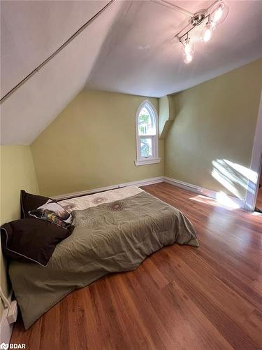 2415 Ronald Road, Minesing, ON - Indoor Photo Showing Bedroom