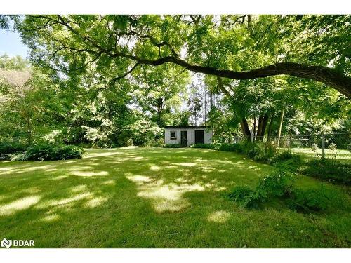 2415 Ronald Road, Minesing, ON - Outdoor