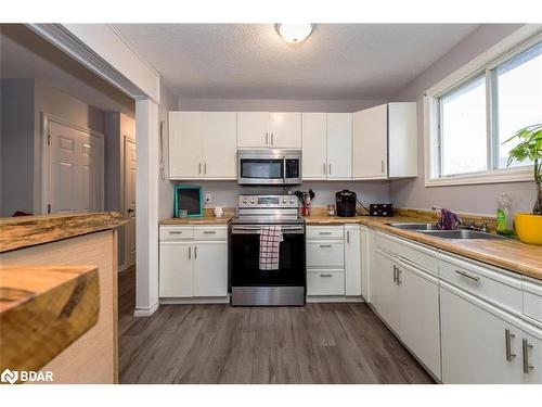 218 Hilda Street, Orillia, ON - Indoor Photo Showing Kitchen With Double Sink