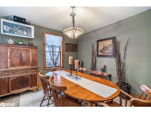 1016 Manson Lane, Gravenhurst, ON - Indoor Photo Showing Dining Room