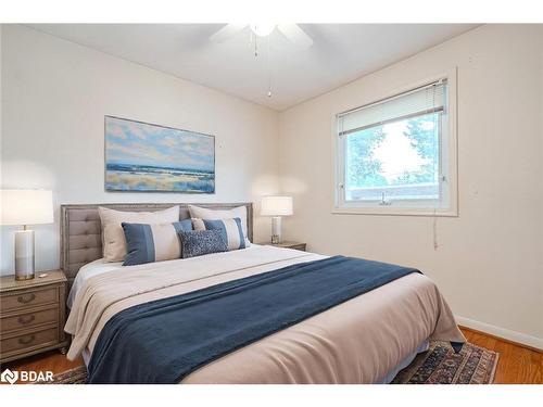 3 Pratt Road, Barrie, ON - Indoor Photo Showing Bedroom