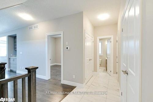 2961 Turner Crescent, London, ON - Indoor Photo Showing Other Room