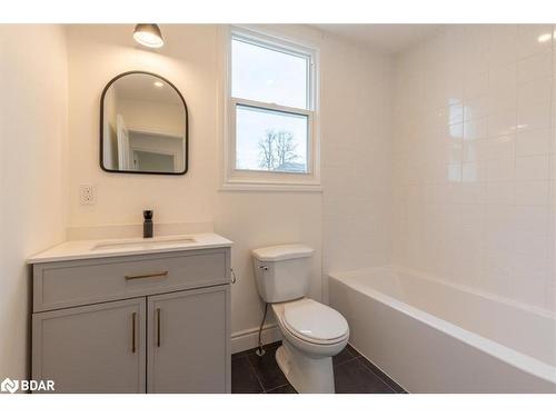 169 Peel Street, Collingwood, ON - Indoor Photo Showing Bathroom