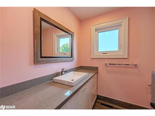 2269 Somers Boulevard, Innisfil, ON - Indoor Photo Showing Bathroom