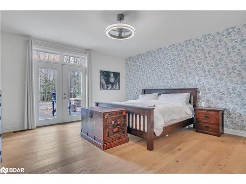 101 Budds Mill Road, Snow Valley, ON - Indoor Photo Showing Bedroom