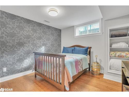 101 Budds Mill Road, Snow Valley, ON - Indoor Photo Showing Bedroom