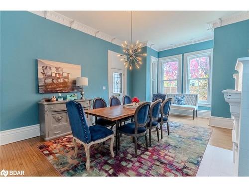 72 High Street, Barrie, ON - Indoor Photo Showing Dining Room