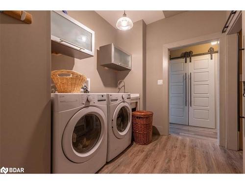 1147 Old Creamery Road, Severn, ON - Indoor Photo Showing Laundry Room