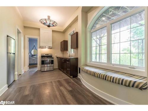 1147 Old Creamery Road, Severn, ON - Indoor Photo Showing Kitchen