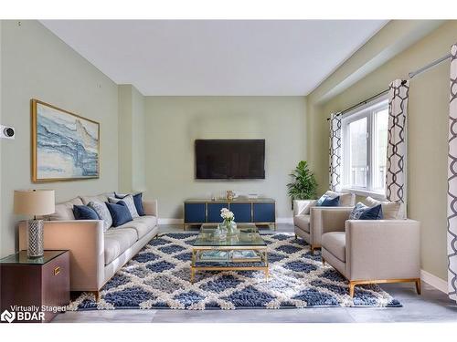 11-175 Stanley Street, Barrie, ON - Indoor Photo Showing Living Room