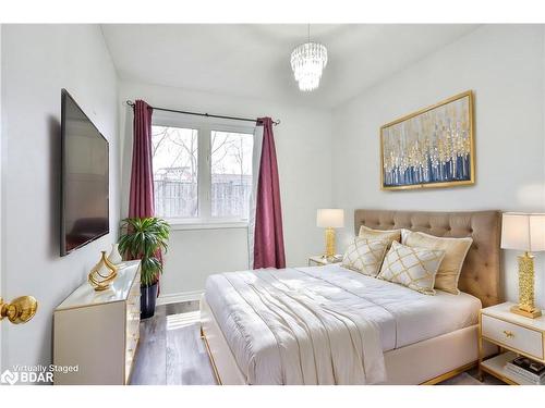 11-175 Stanley Street, Barrie, ON - Indoor Photo Showing Bedroom