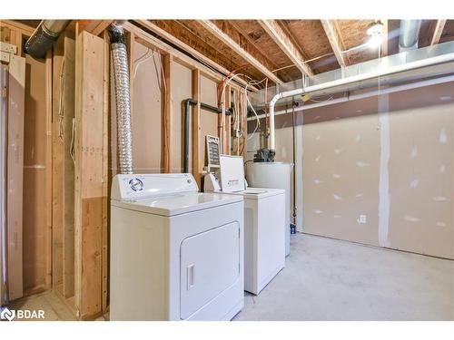 11-175 Stanley Street, Barrie, ON - Indoor Photo Showing Laundry Room