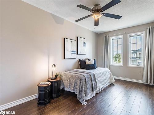 571 Rossellini Drive, Mississauga, ON - Indoor Photo Showing Bedroom