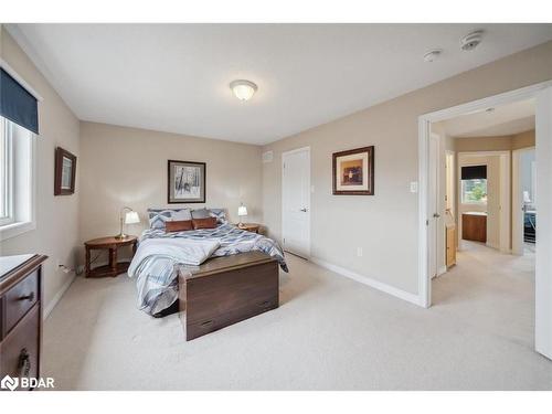 37 Gunsolus Road, Lindsay, ON - Indoor Photo Showing Bedroom