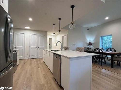 224-121 Mary Street, Creemore, ON - Indoor Photo Showing Kitchen With Upgraded Kitchen