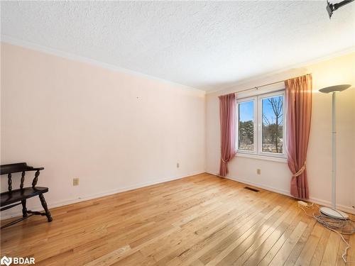 3146 Wasdell Falls Road, Washago, ON - Indoor Photo Showing Other Room