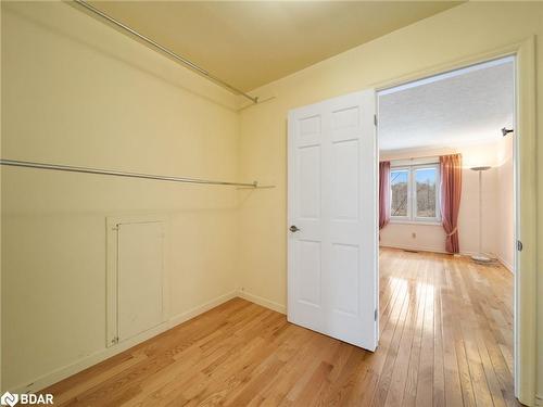 3146 Wasdell Falls Road, Washago, ON - Indoor Photo Showing Other Room