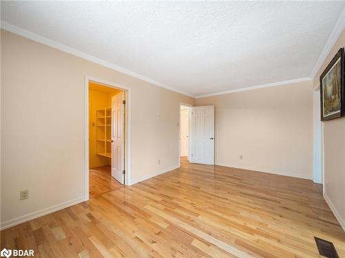 3146 Wasdell Falls Road, Washago, ON - Indoor Photo Showing Other Room