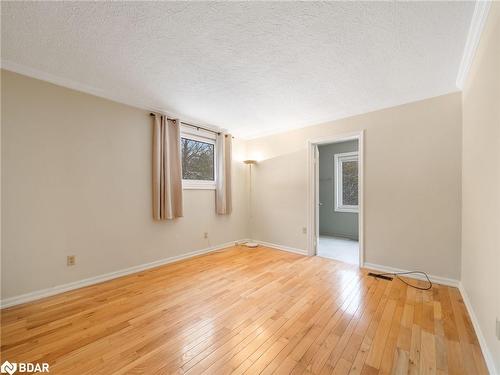 3146 Wasdell Falls Road, Washago, ON - Indoor Photo Showing Other Room