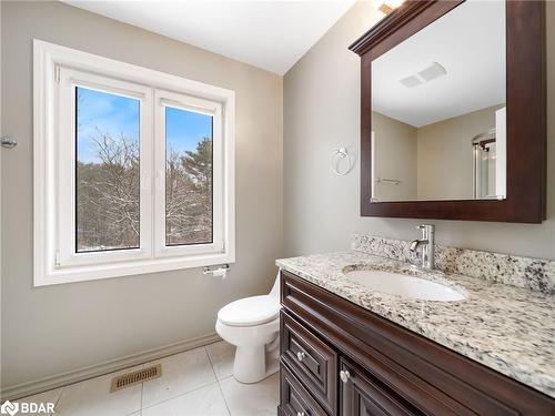 3146 Wasdell Falls Road, Washago, ON - Indoor Photo Showing Bathroom