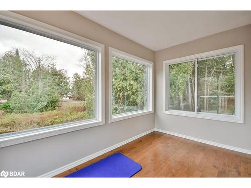 537 Huronia Road, Barrie, ON - Indoor Photo Showing Other Room