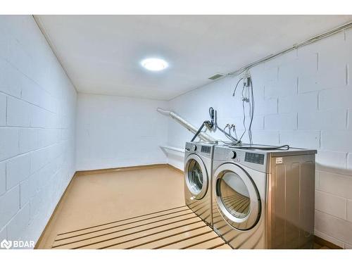 537 Huronia Road, Barrie, ON - Indoor Photo Showing Laundry Room