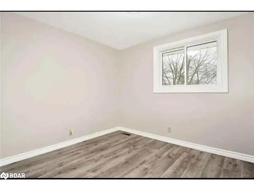 177 Woodside Avenue, Cambridge, ON - Indoor Photo Showing Other Room