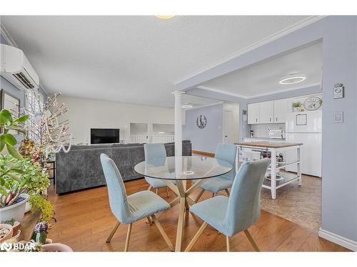 72 Cooper Street, Grand Valley, ON - Indoor Photo Showing Dining Room