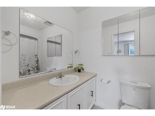 72 Cooper Street, Grand Valley, ON - Indoor Photo Showing Bathroom