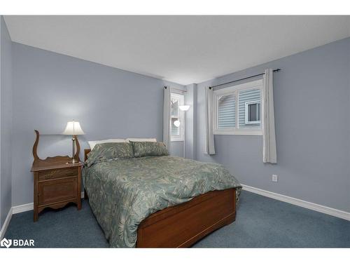 133 Cardinal Street, Barrie, ON - Indoor Photo Showing Bedroom