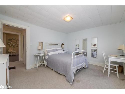 132 Jarvis Street, Orillia, ON - Indoor Photo Showing Bedroom