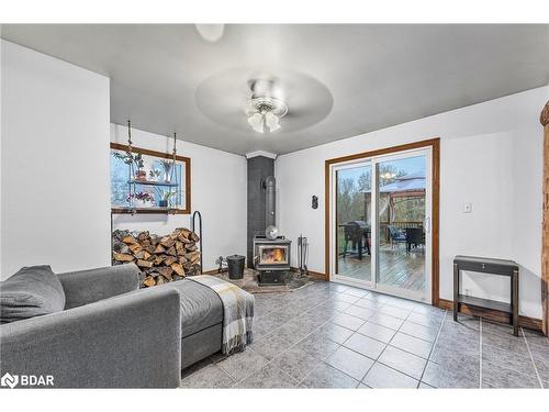 625506 Sideroad 15 Line, Melancthon, ON - Indoor Photo Showing Living Room With Fireplace