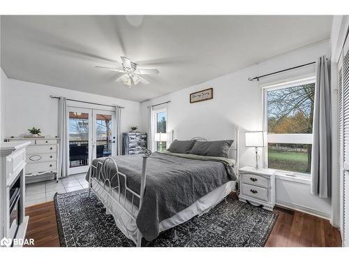 625506 Sideroad 15 Line, Melancthon, ON - Indoor Photo Showing Bedroom