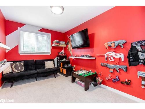 18 Christie Crescent, Barrie, ON - Indoor Photo Showing Other Room