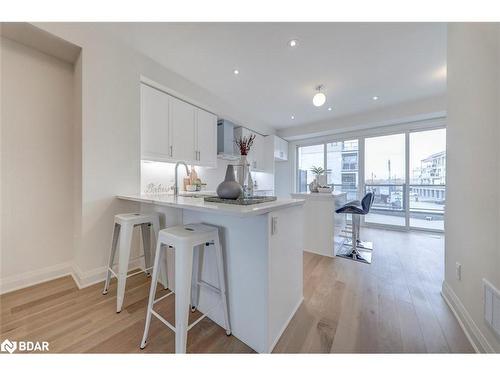 575 Port Darlington Road, Bowmanville, ON - Indoor Photo Showing Kitchen With Upgraded Kitchen