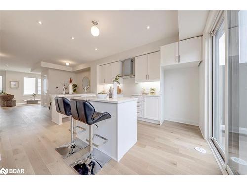 575 Port Darlington Road, Bowmanville, ON - Indoor Photo Showing Kitchen With Upgraded Kitchen