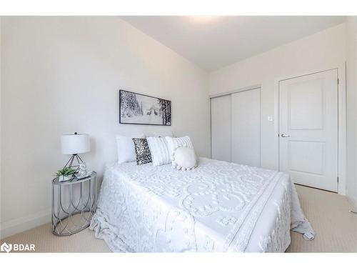 575 Port Darlington Road, Bowmanville, ON - Indoor Photo Showing Bedroom