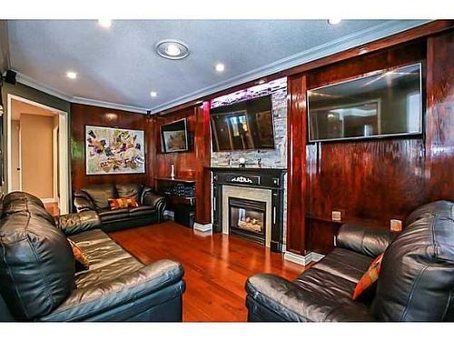 101 Ward Drive, Barrie, ON - Indoor Photo Showing Living Room With Fireplace