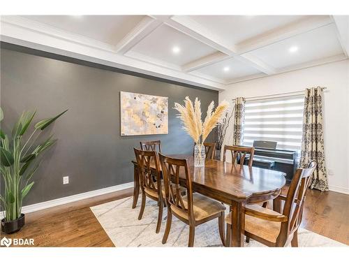 1386 Dallman Street, Innisfil, ON - Indoor Photo Showing Dining Room