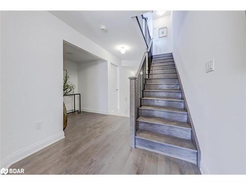 833 Port Darlington Road, Bowmanville, ON - Indoor Photo Showing Living Room